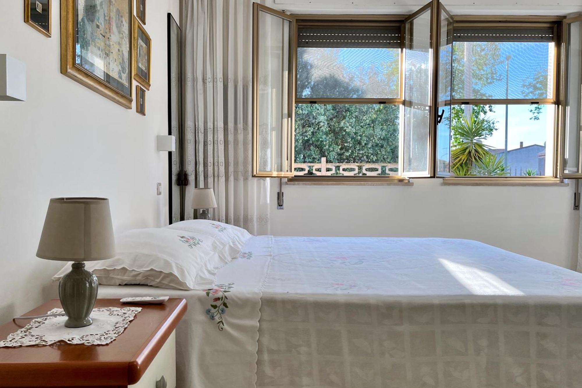 Gocciadoro Guest Apartment Solanas  外观 照片