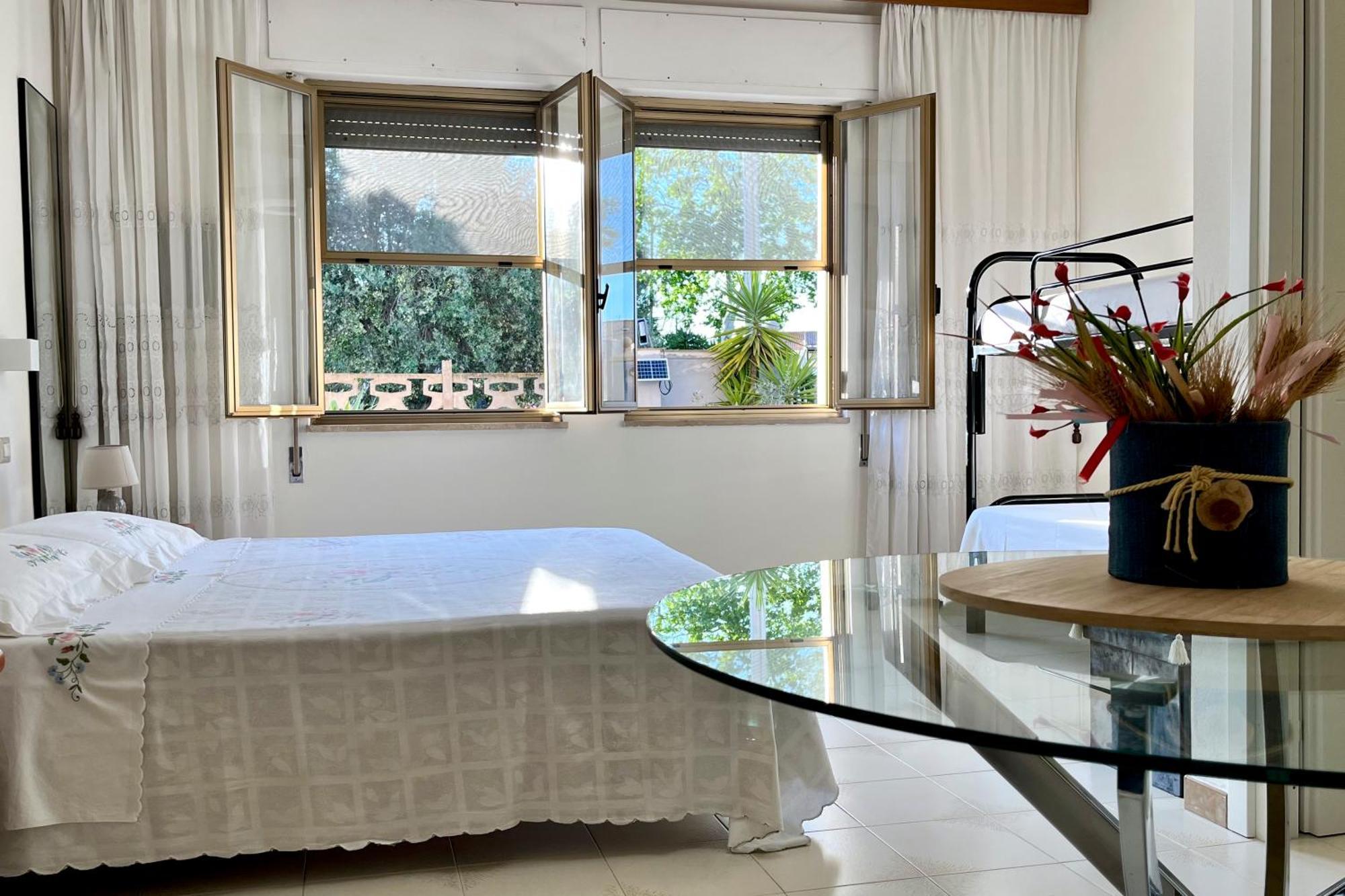 Gocciadoro Guest Apartment Solanas  外观 照片