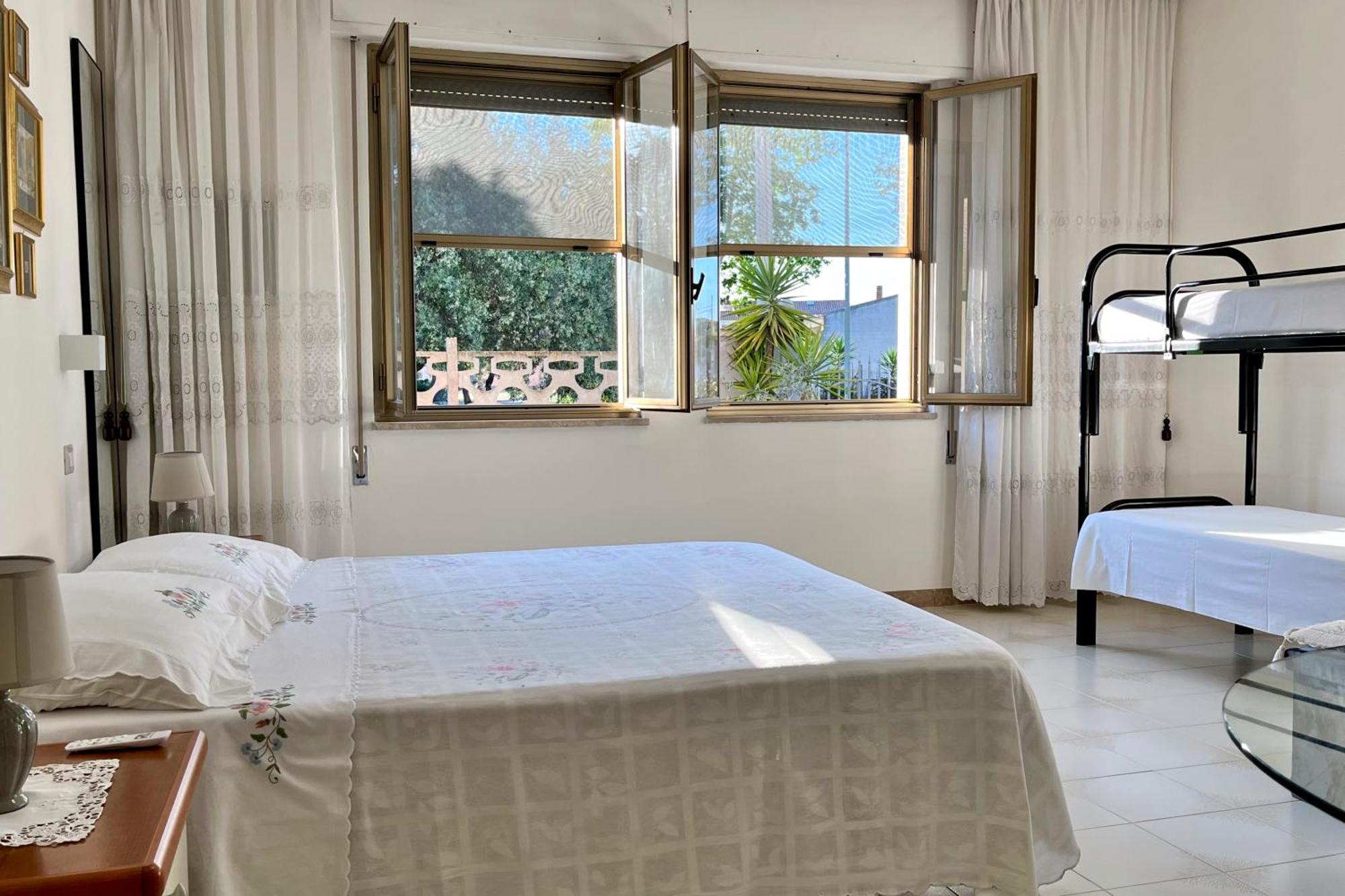Gocciadoro Guest Apartment Solanas  外观 照片